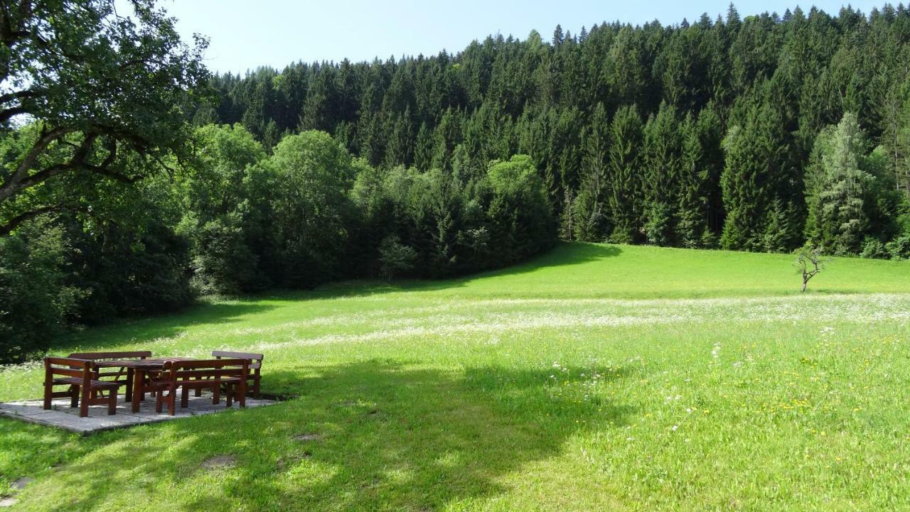 Ferienhaus Enzi Weissbriach Exterior photo